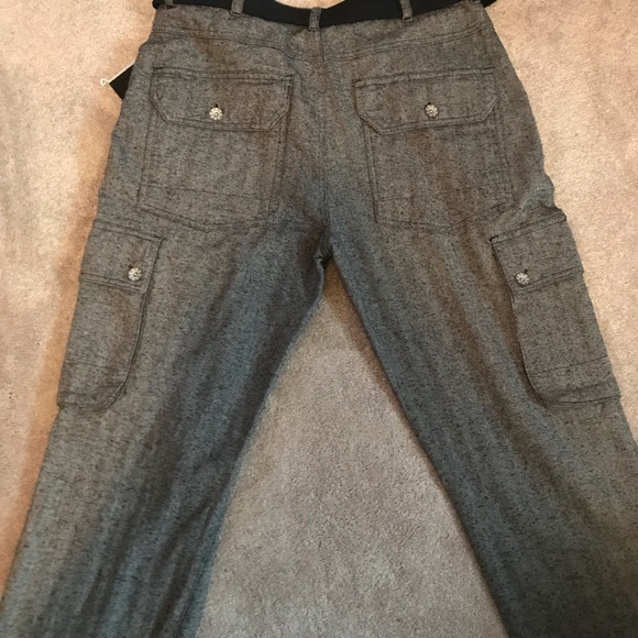 Akademiks - Picture 3 of 3